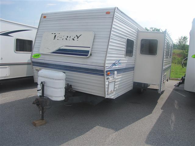 Used 1999 Fleetwood Terry 26FB Travel Trailer For Sale